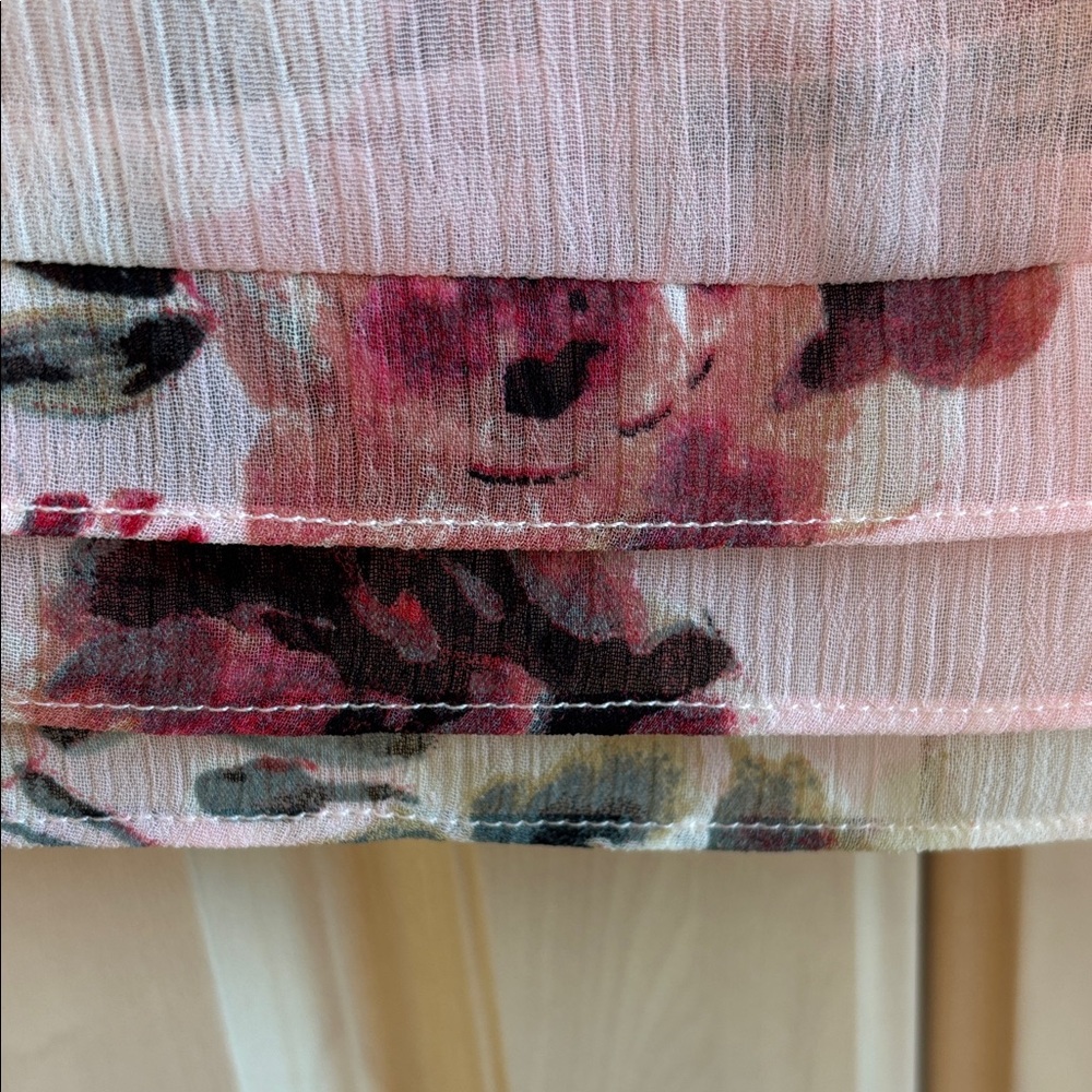 Kut from the Kloth Pink Floral Sheer Blouse NWOT - Picture 6 of 13
